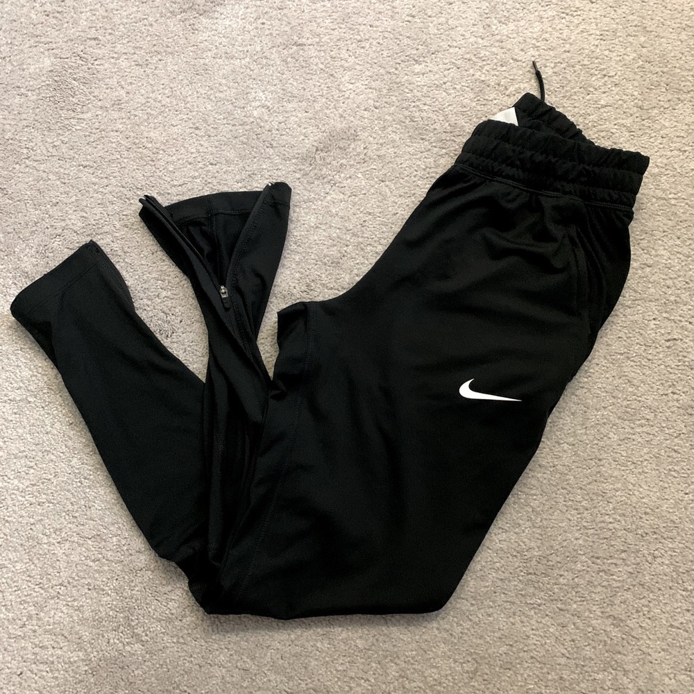 Nike Drifit joggers